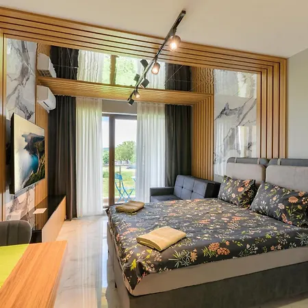 Azur Ap17 Apartment